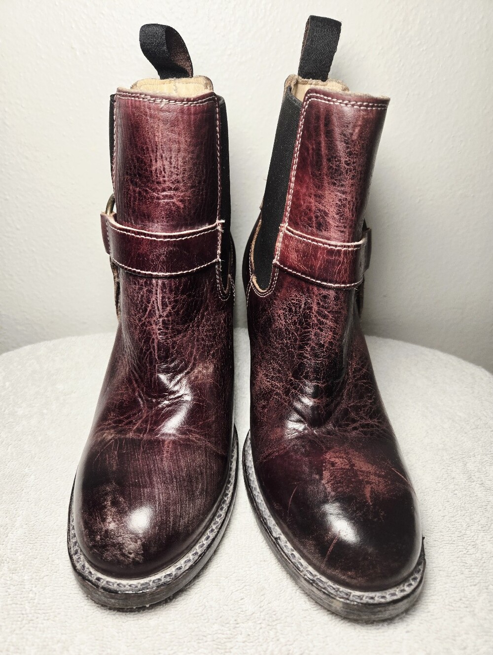 Bed Stu Cobbler Series Womens 6 Distressed 2" Heeled Boots Chelsea Cherry Bootie - Picture 3 of 10